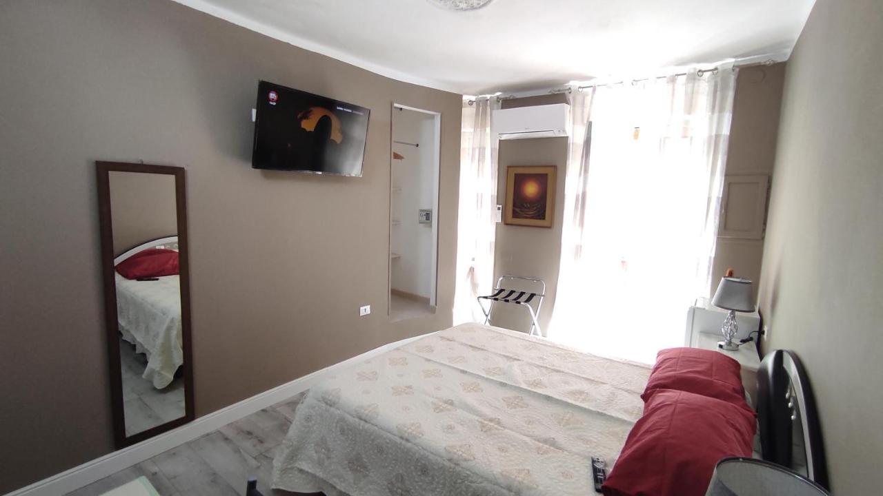 Yaki Domo Bed and Breakfast Cagliari Buitenkant foto